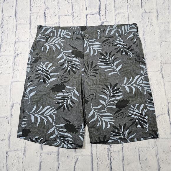 VTG VINTAGE 1946 MENS SIZE 38 Chino Shorts Gray Floral Performance Slash Pockets - Picture 1 of 11